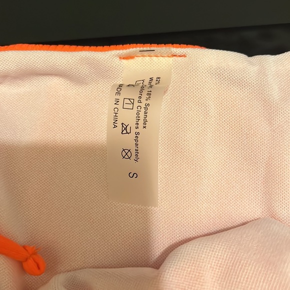 Orange bikini - Picture 2 of 5